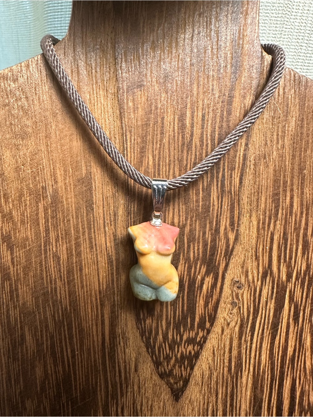 Multicolor Mini Agate Body Carving Pendant Necklace on Brown Rope - Picture 3 of 16